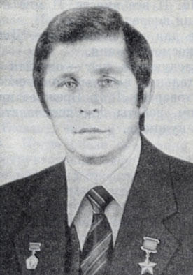 Виктор Петрович Савиных